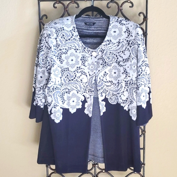 SOLD!! MISOOK Navy/White Jacket - Size 0X - Picture 1 of 7